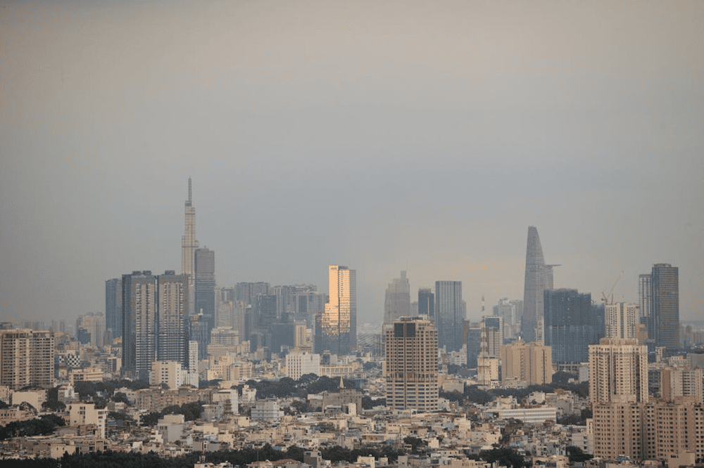 Ho Chi Minh City enjoys the start of the dry season with sunny days, ideal for city tours and rooftop dining (Source: Pexels)